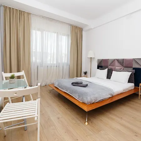Old Town View Street Franceza Apartment Bucharest