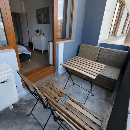 Old Town View Street Franceza *