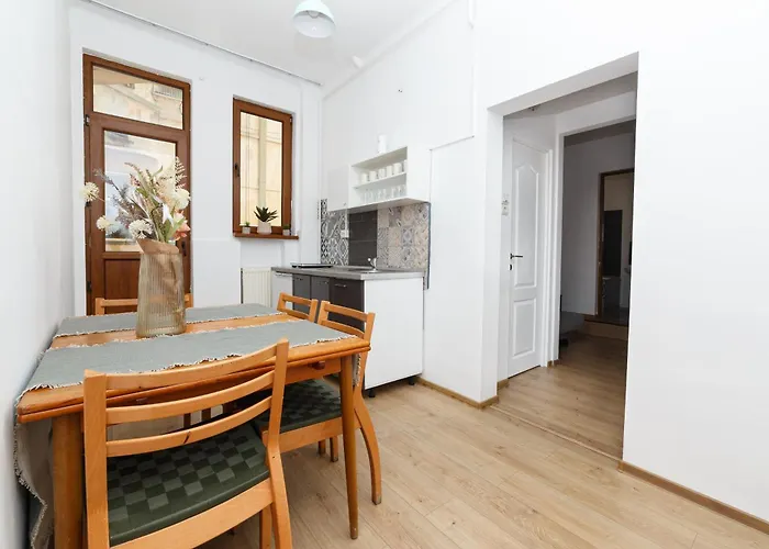 Old Town View Street Franceza Appartement Boekarest
