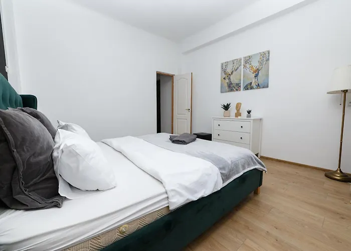 Old Town View Street Franceza